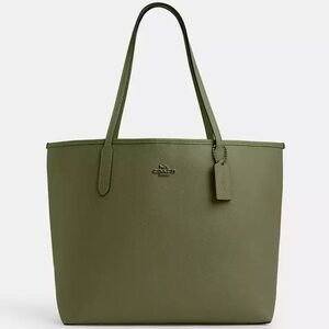 Coach Women’s City Tote